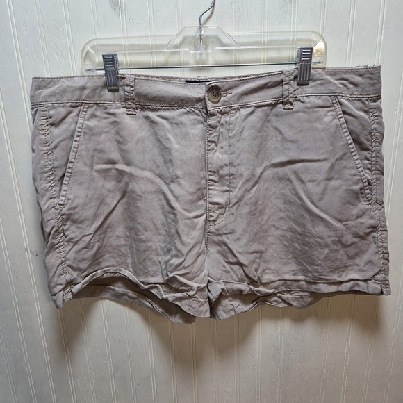 American Eagle Outfitters Pants - American Eagle Outfitters Shorts Womens 18 Beige Lyocell Relaxed Chino Casual